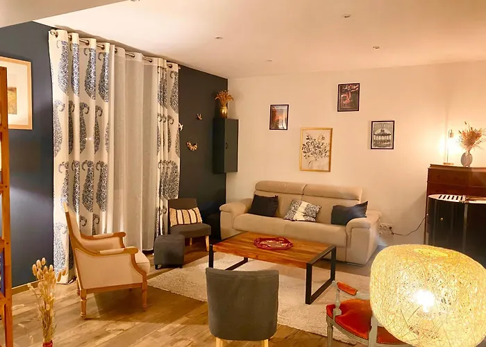 Grande Maison Centre Laval (Mayenne)